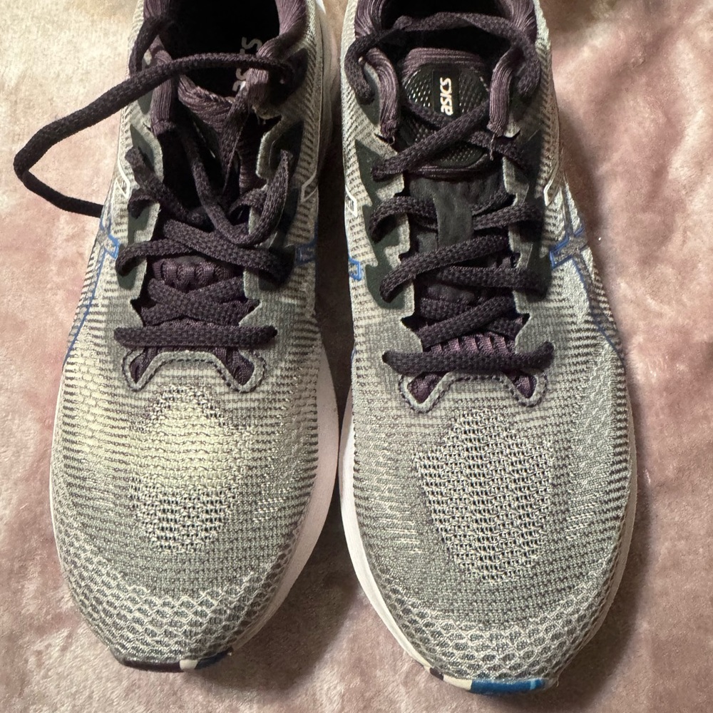 Asics purple sneakers sz 9.5 new